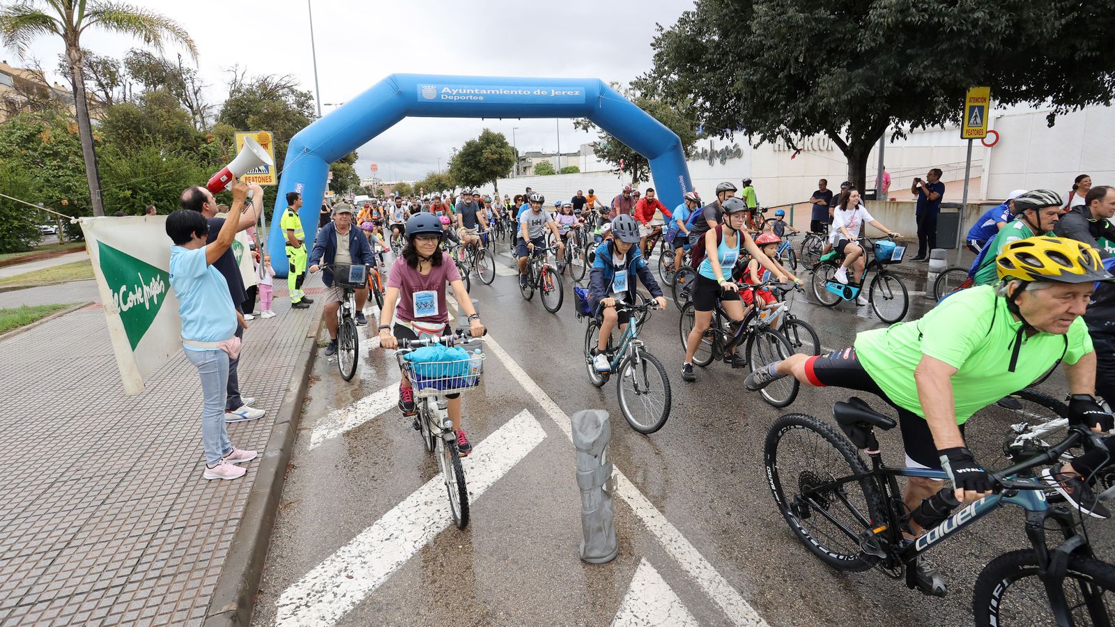Búscate en la ruta ciclista por Jerez de 'bici amistad'