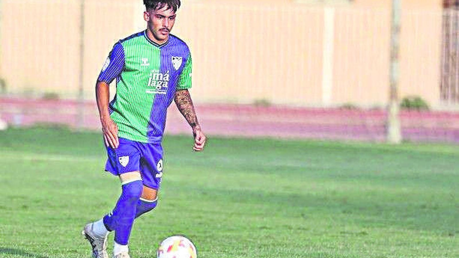 Las camisetas más icónicas del Málaga CF: Champions, Intertoto, UEFA, ascensos