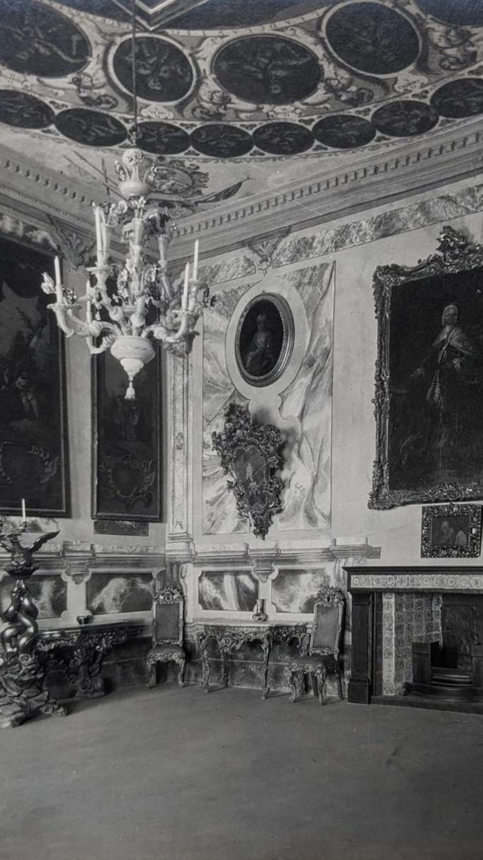 Las imágenes del palacio de Villa Real de Purullena, en El Puerto