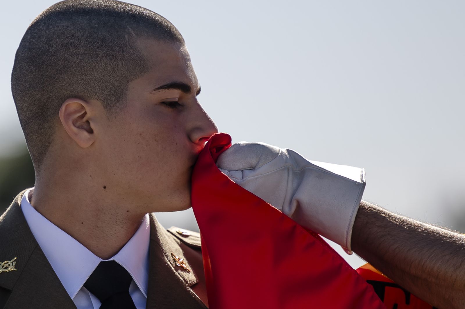 Las imágenes de la multitudinaria Jura de Bandera en Camposoto