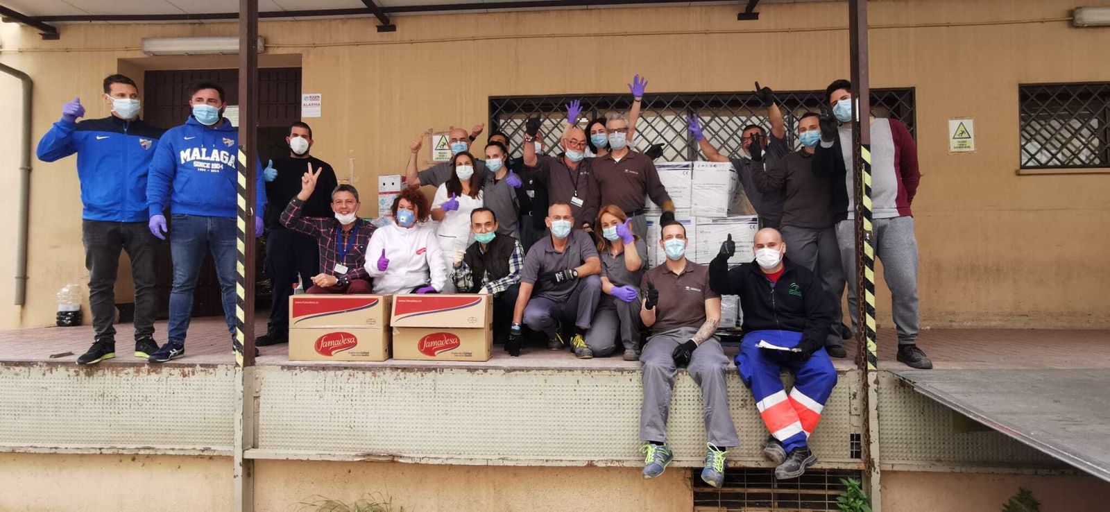 Famadesa hace entrega de material de protección para sanitarios frente al coronavirus.