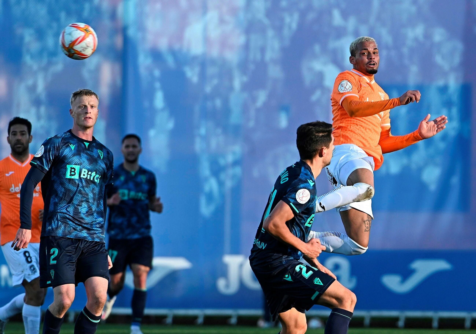 Las imágenes del Fuenlabrada-Cádiz de Copa del Rey