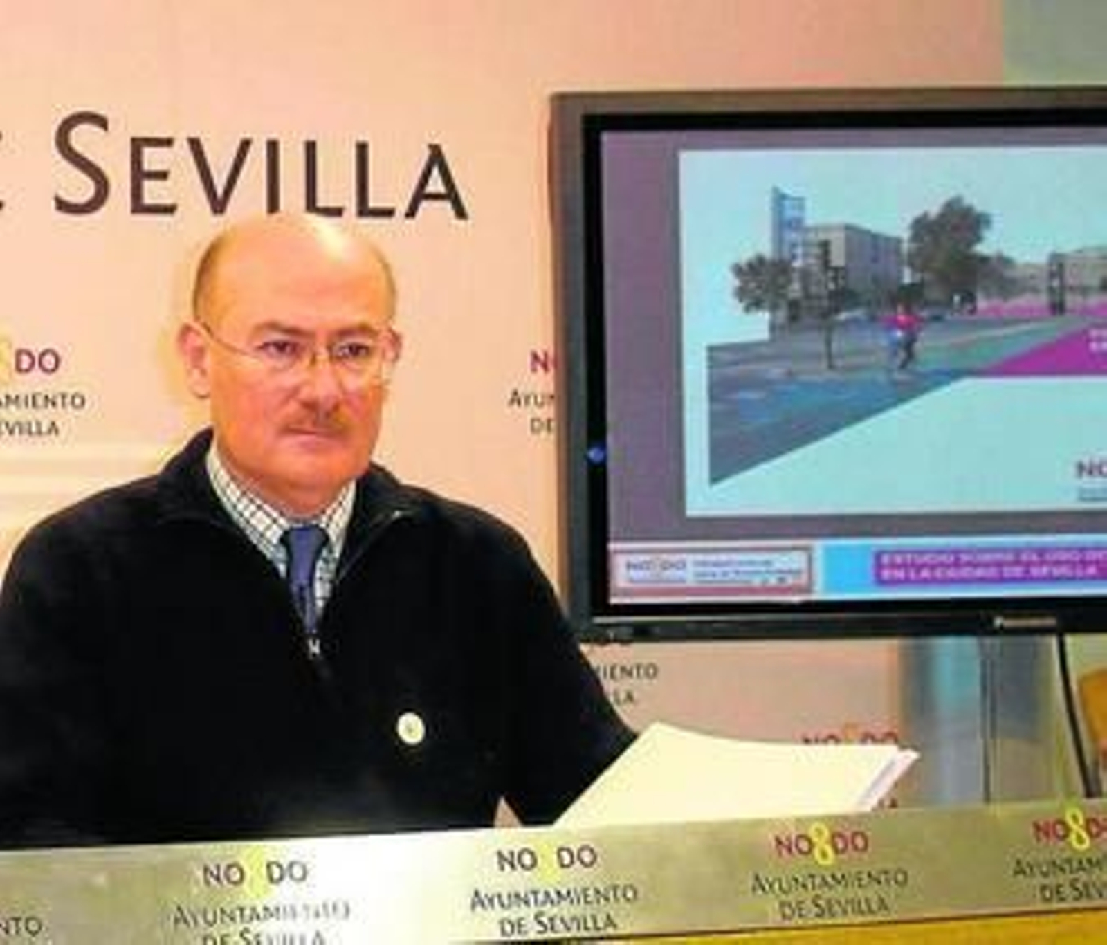 José Antonio Salido sigue siendo jefe de gabinete de IU.