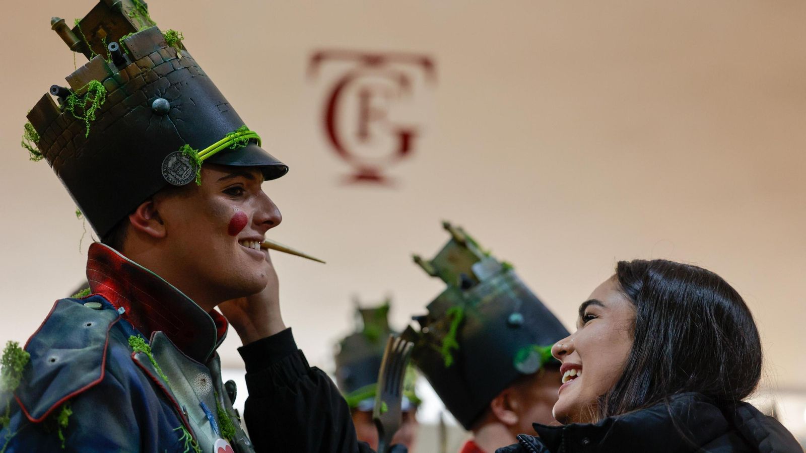 Búscate entre las mejores imágenes de la séptima sesión de cuartos de final del COAC 2025