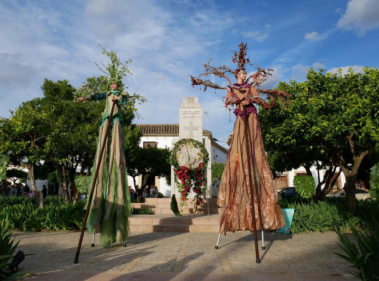 Un paseo en imágenes por las Calles en Flor de Cañete de las Torres
