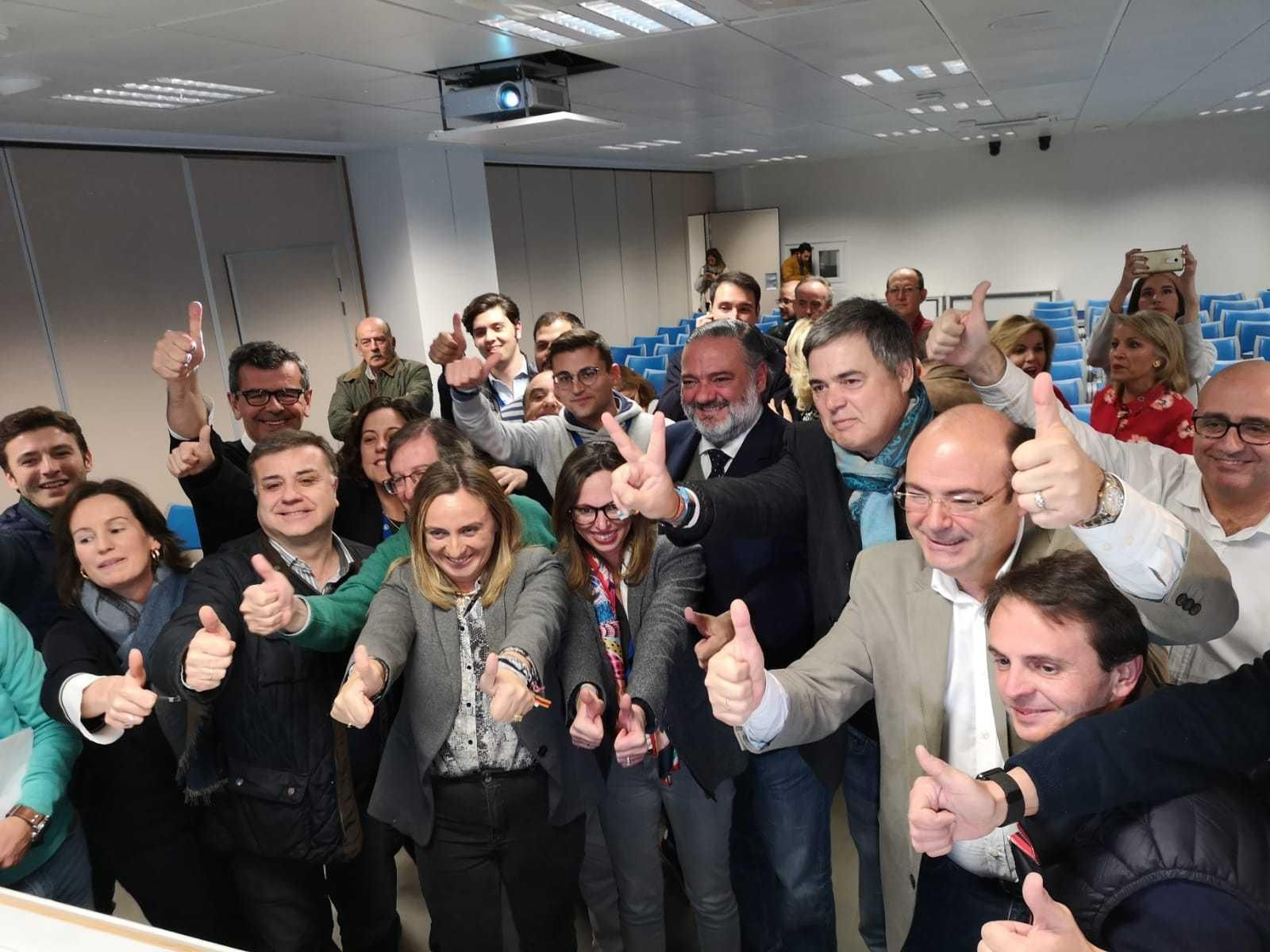 El PP de Granada celebra los resultados de las elecciones andaluzas