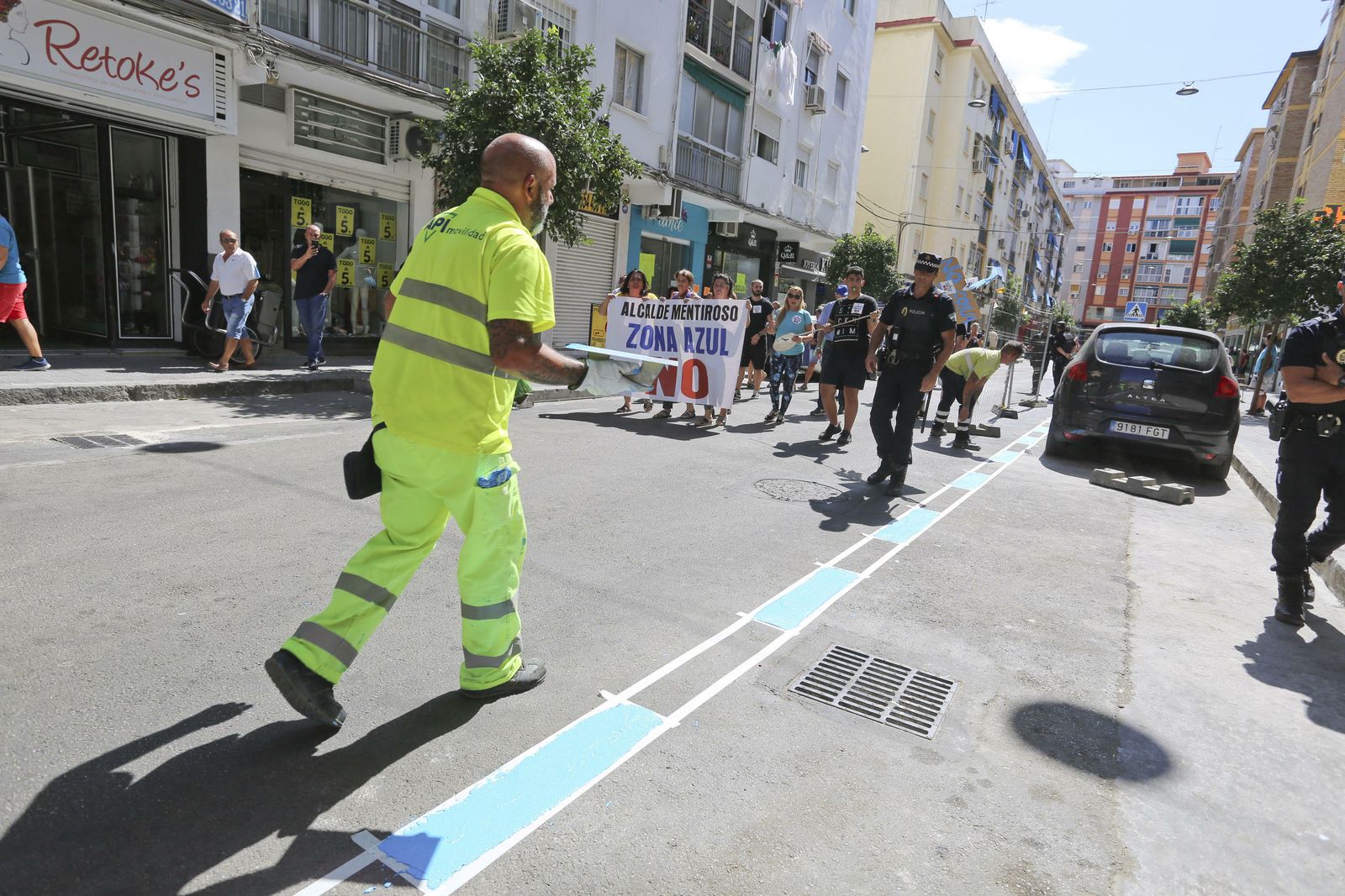 Protestas durante los trabajos para la zona azul en el entorno de La Unión