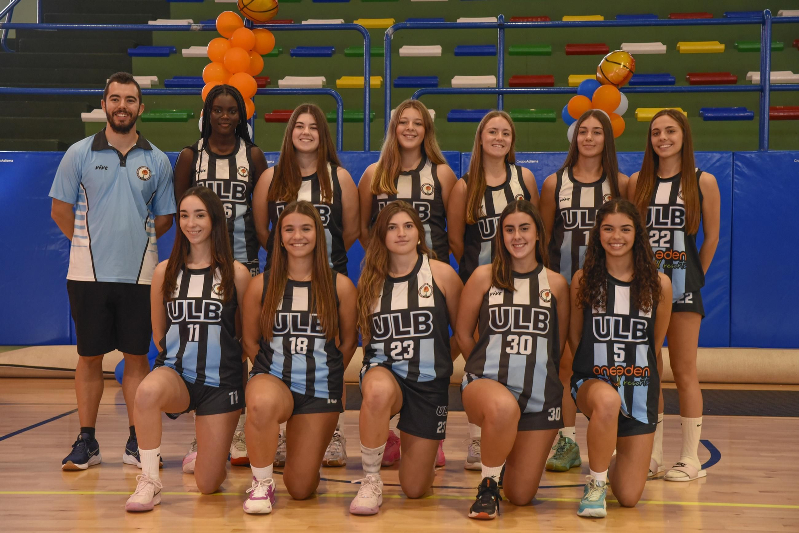 Búscate en la presentación de los equipos de la Unión Linense Baloncesto