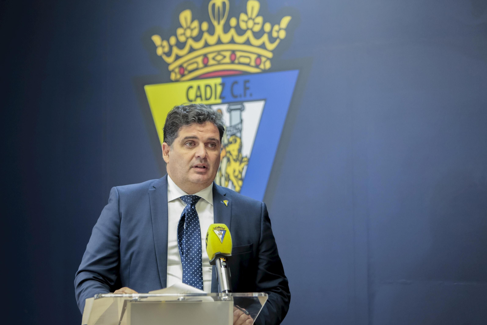 Rafael Contreras en la presentación del proyecto de los terrenos de Delphi.