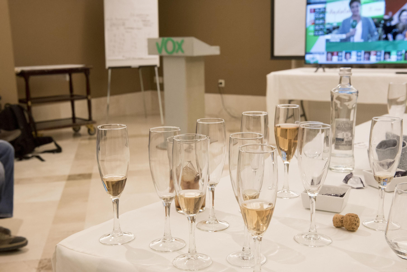 Las imágenes de las elecciones andaluzas en Granada