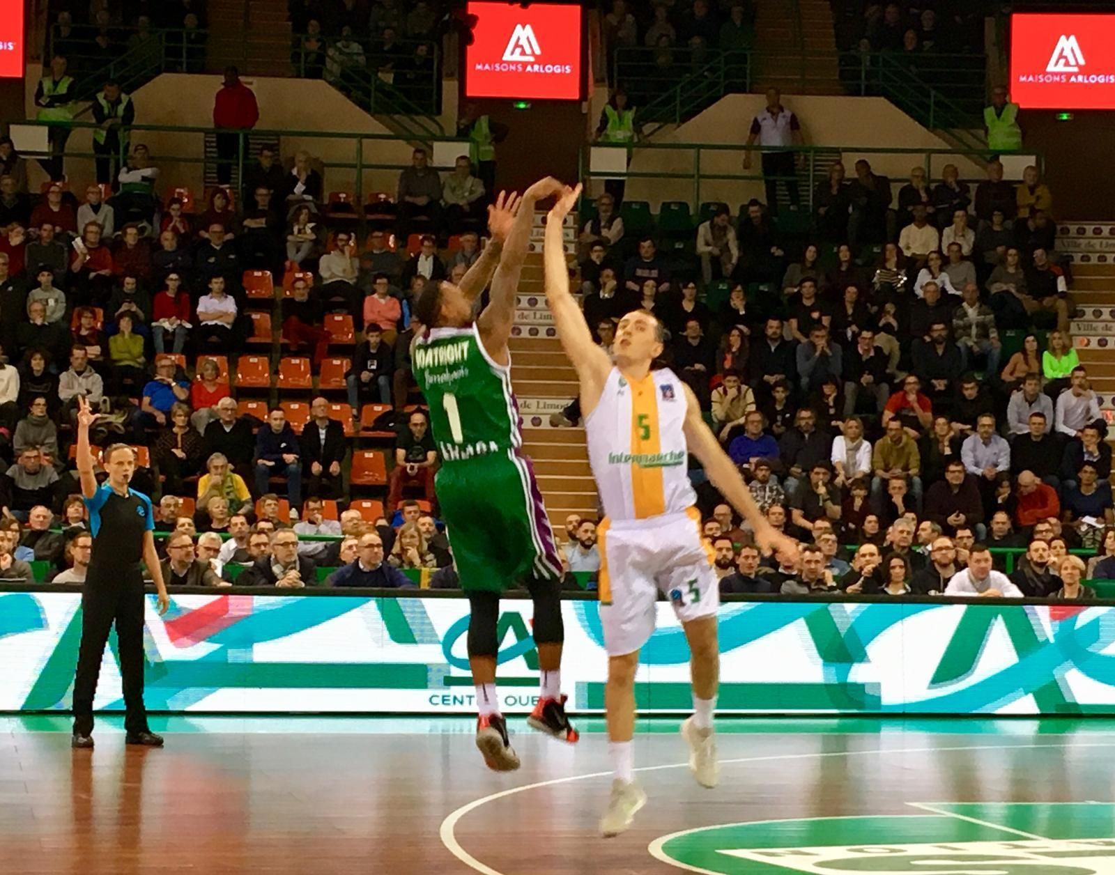 Las fotos del Limoges-Unicaja Baloncesto