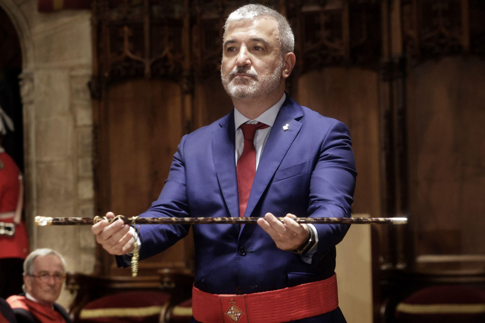 Collboni, elegido alcalde de Barcelona con el apoyo 'in extremis' de los comunes y el PP