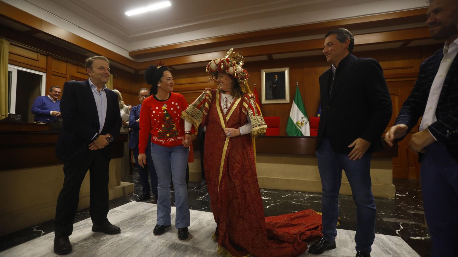 María del Mar Sánchez Espejo, emocionada tras ser Rey Gaspar en el sorteo.