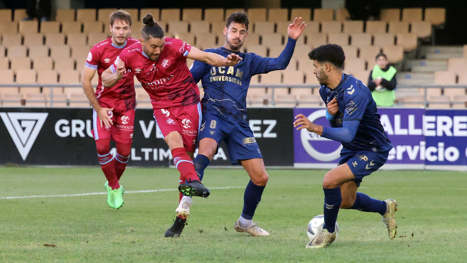 Xerez DFC contra UCAM Murcia en Chapín