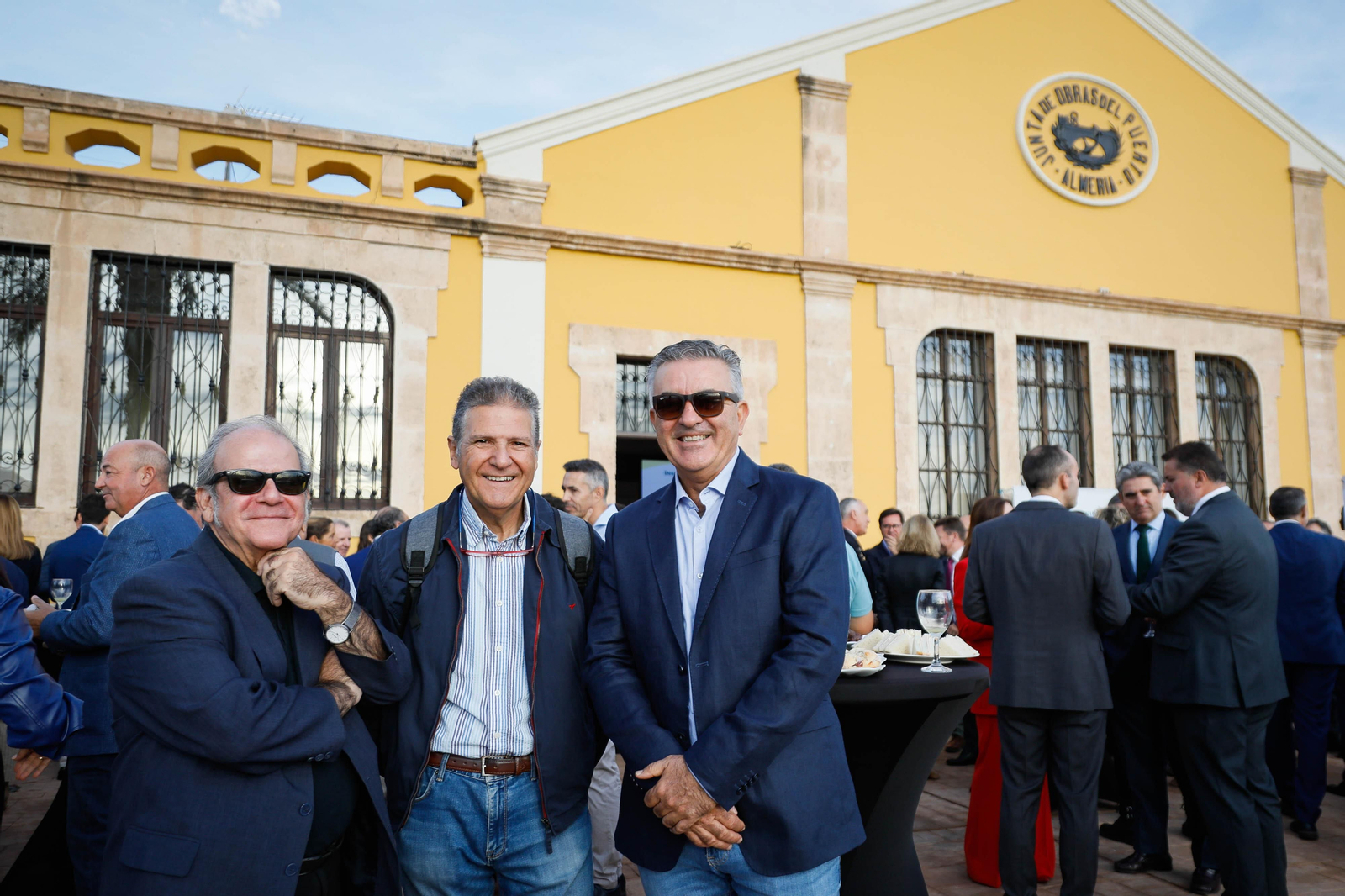 Imágenes del desayuno informativo