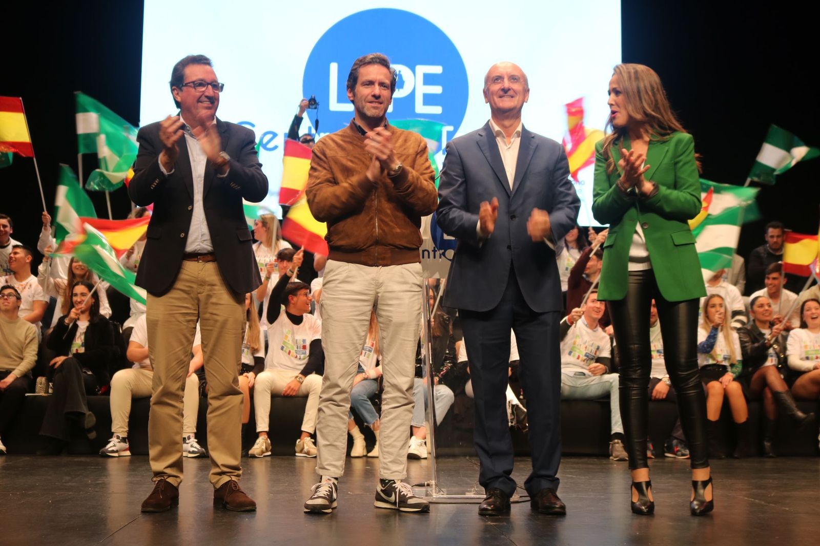 Juanma González presenta “gestión en la legislatura más difícil” como aval para el 28M en Lepe