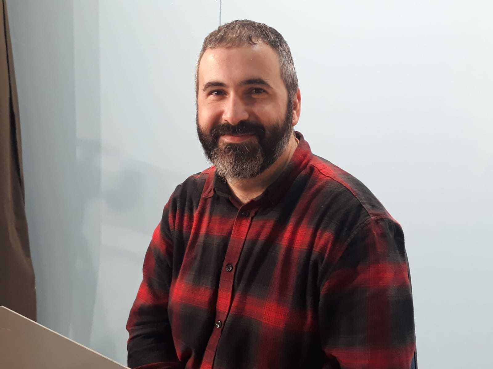 Rafael Caro Repetto, días atrás en la radio-televisión municipal de Chipiona.