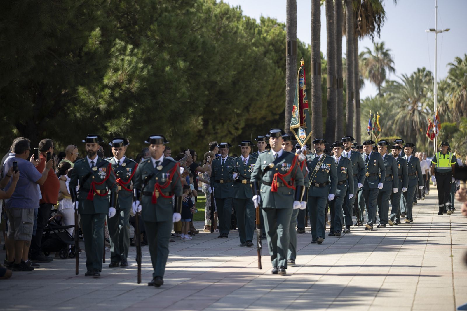 Imágenes de los actos de celebración de la festividad de la patrona de la Guardia Civil, la Virgen del Pilar.