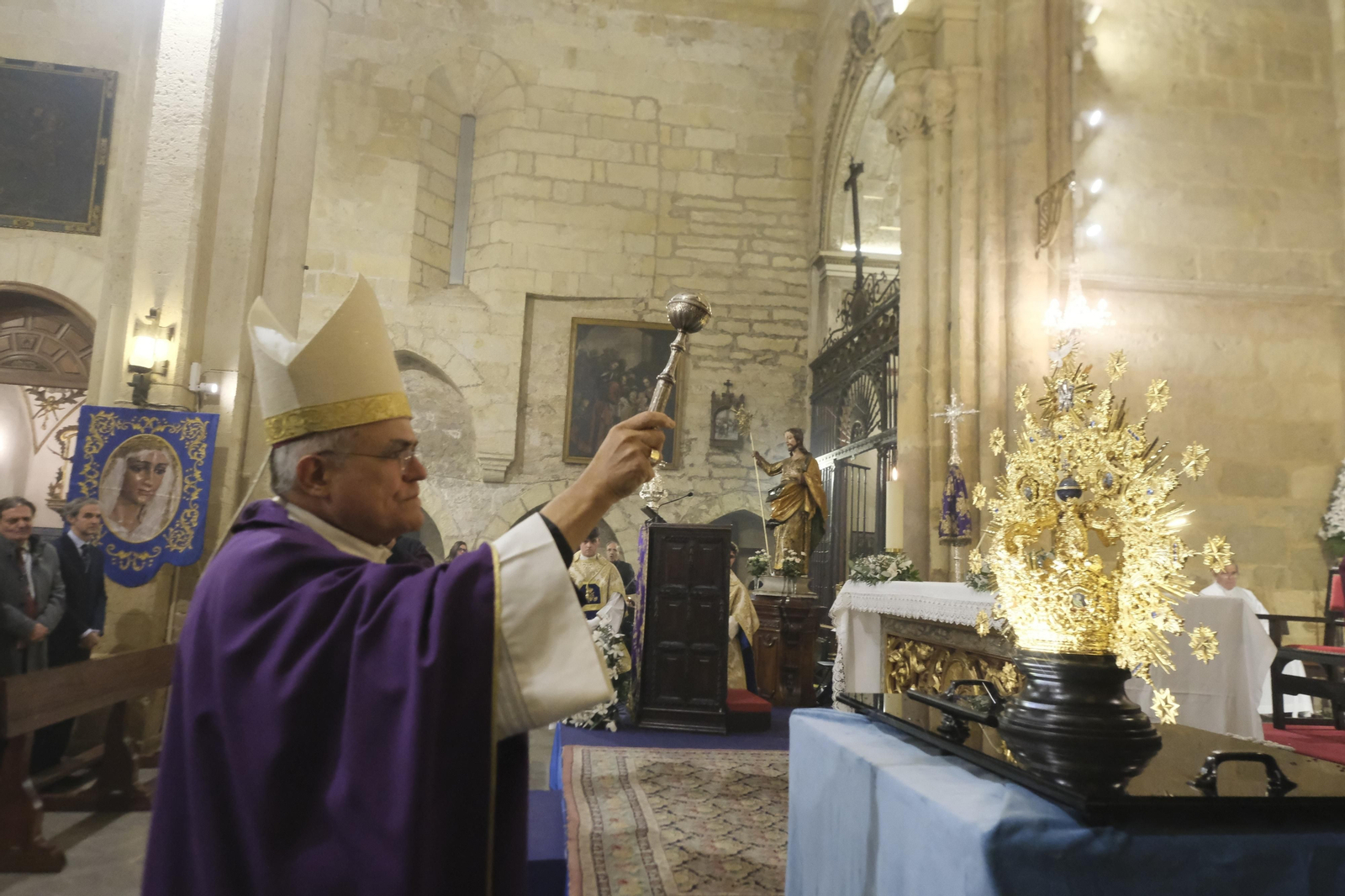 La nueva corona de la Virgen de la Alegría de Córdoba, en imágenes