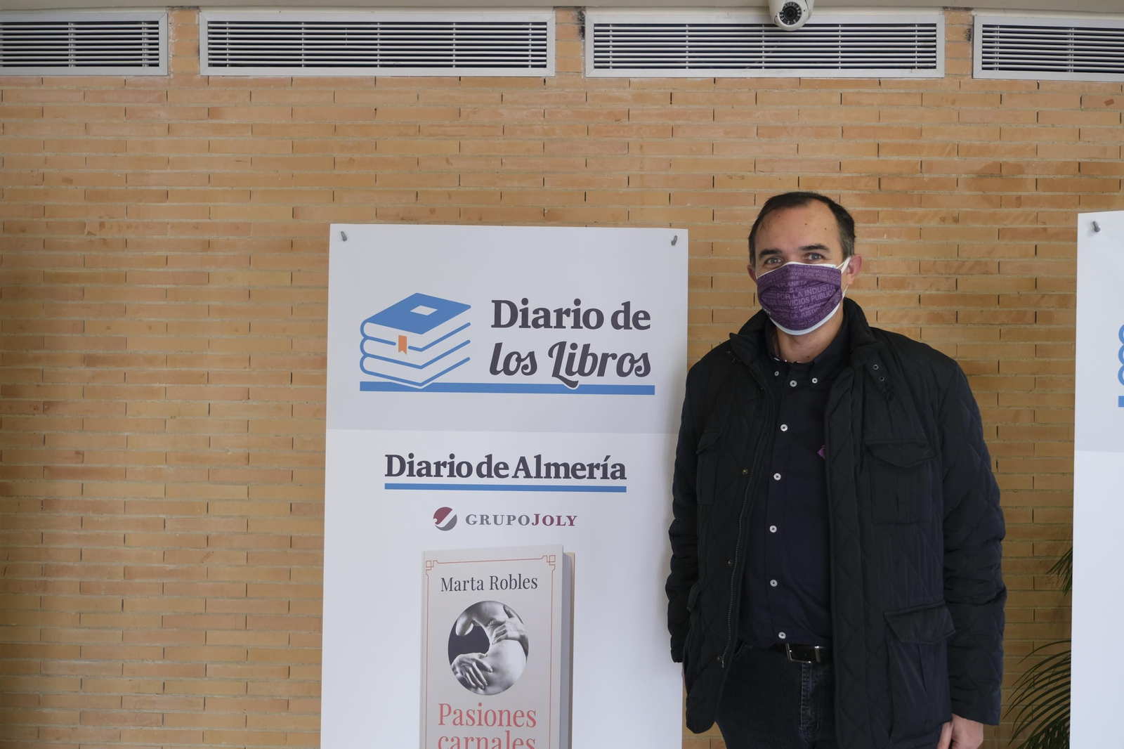 Fotogalería Diario de los Libros, con Marta Robles y su obra 'Pasiones carnales'