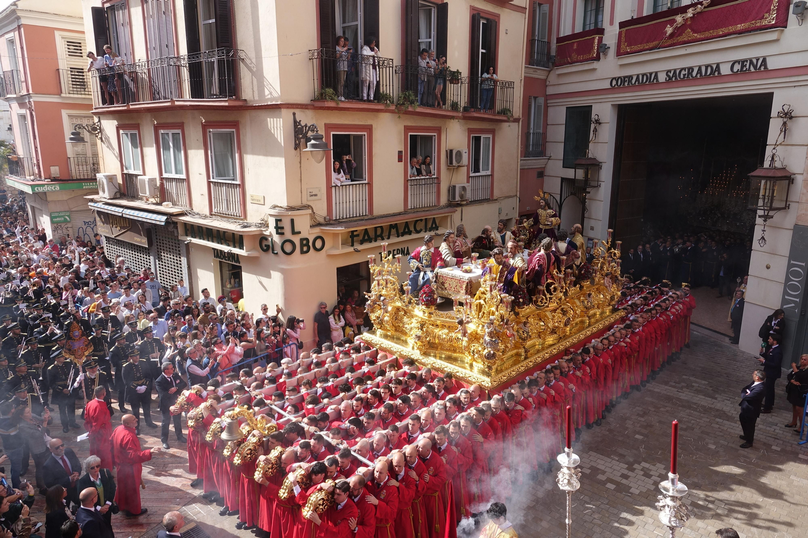 La Sagrada Cena en el Jueves Santo de Málaga, en fotos