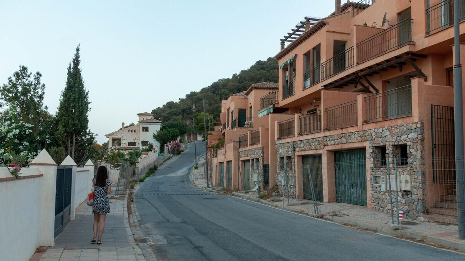 Almuñécar solicitará la declaración de zona afectada gravemente por emergencia de Protección Civil para la urbanización Cármenes del Mar