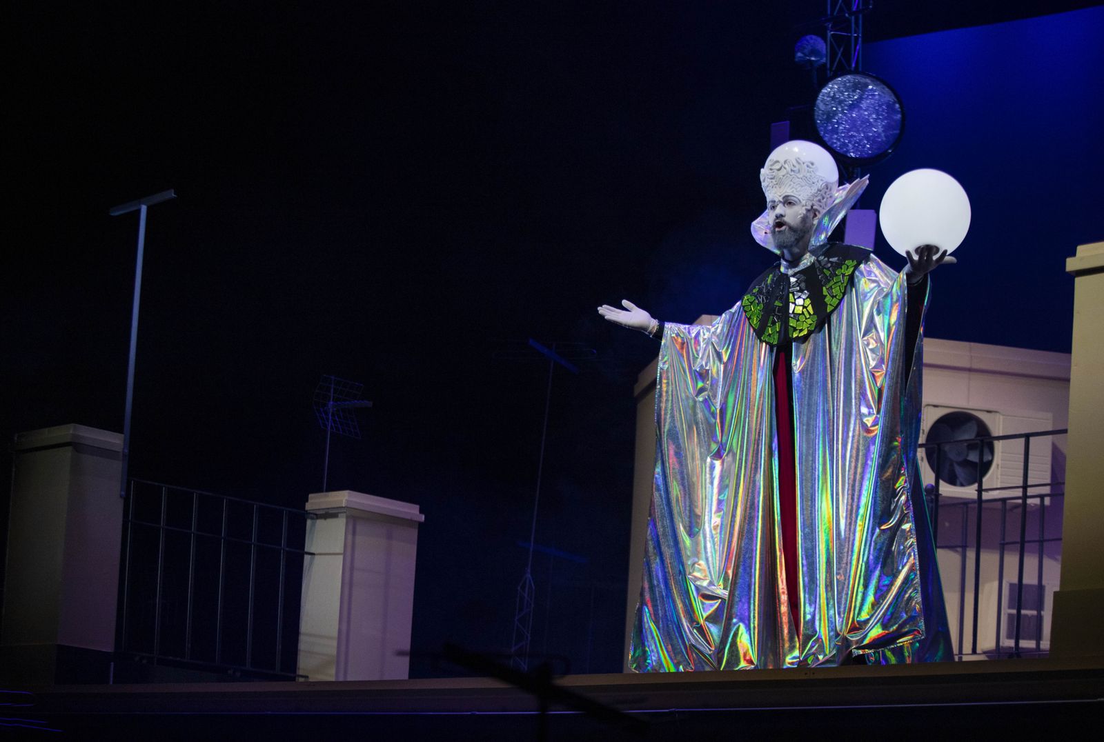 Manu Sánchez, en un momento de 'El gran emigrante'.