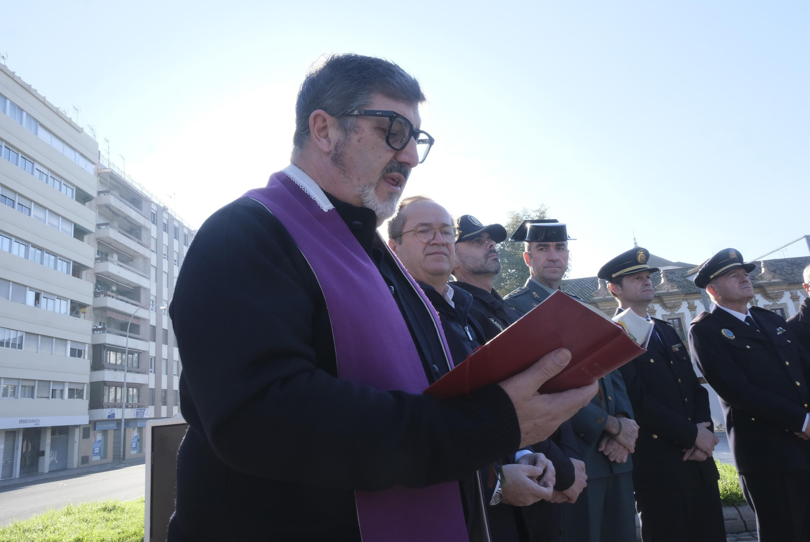 Aniversario del asesinato de las agentes de la Policía Local María de los Ángeles y María Soledad, en fotografías