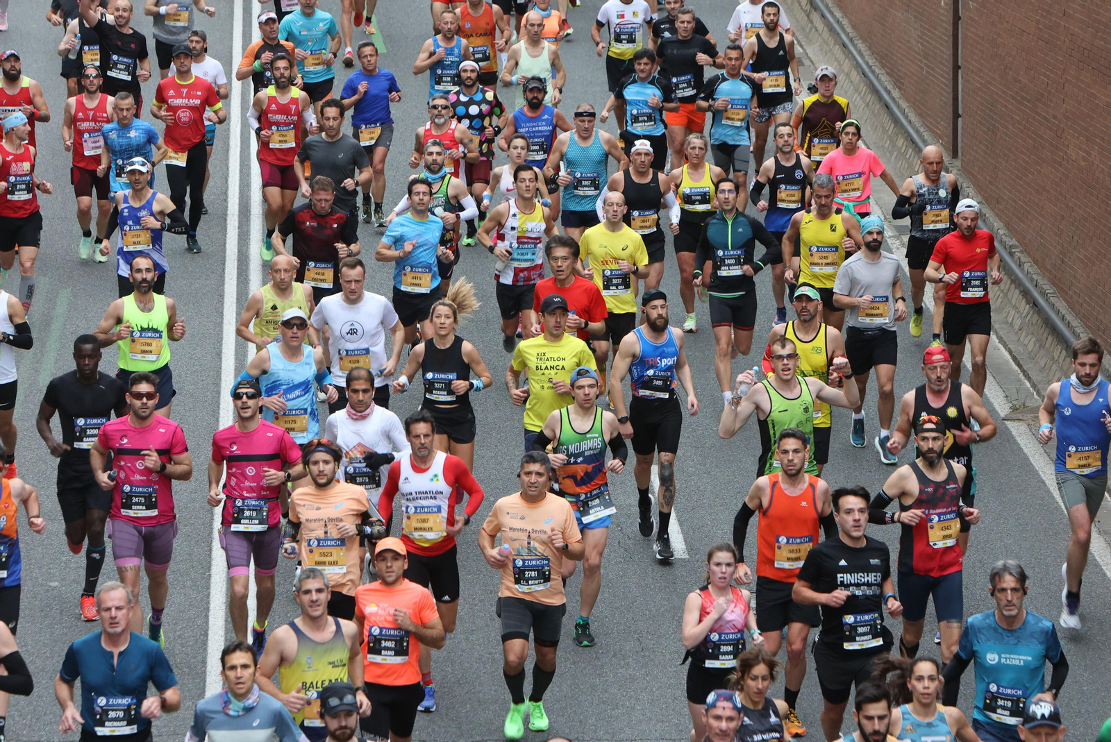 Búscate en la maratón de Sevilla 01