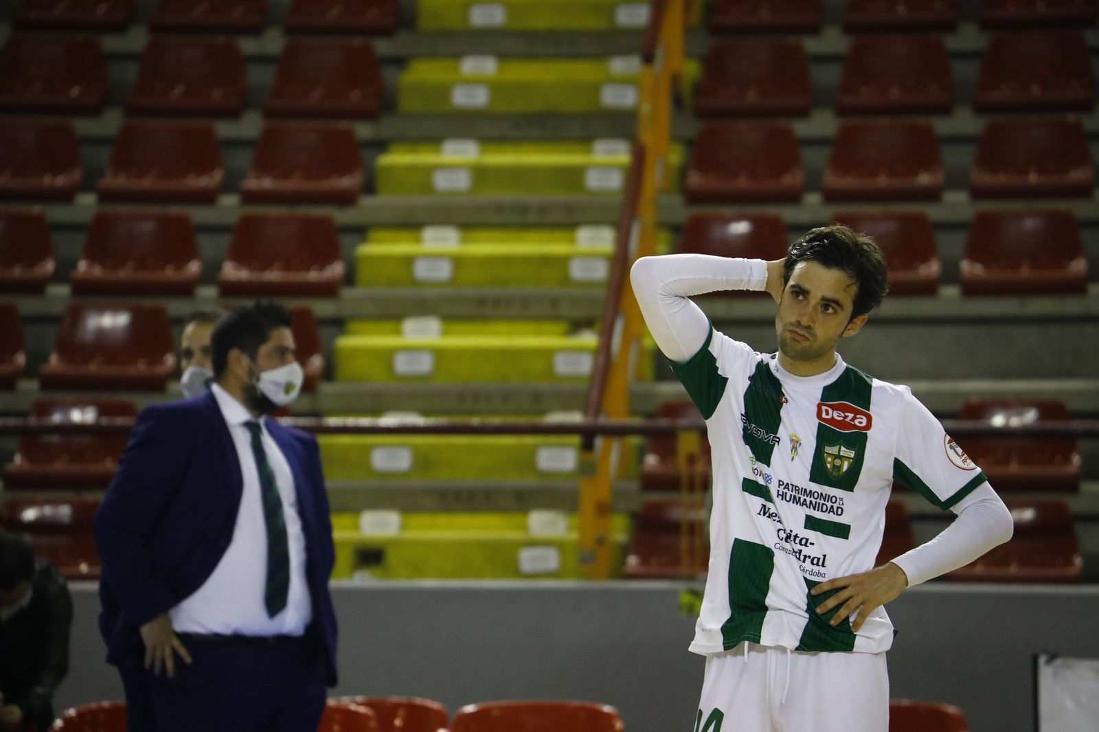 La derrota del Córdoba Futsal ante el Jaén Paraíso Interior, en imágenes