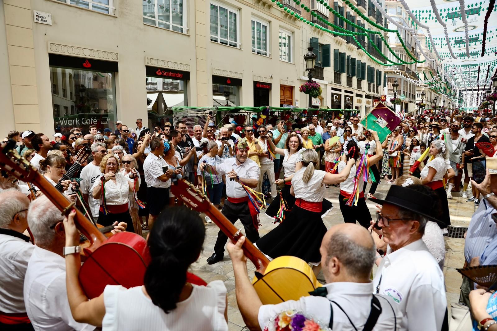 El primer día de Feria de Málaga en el Centro, en imágenes