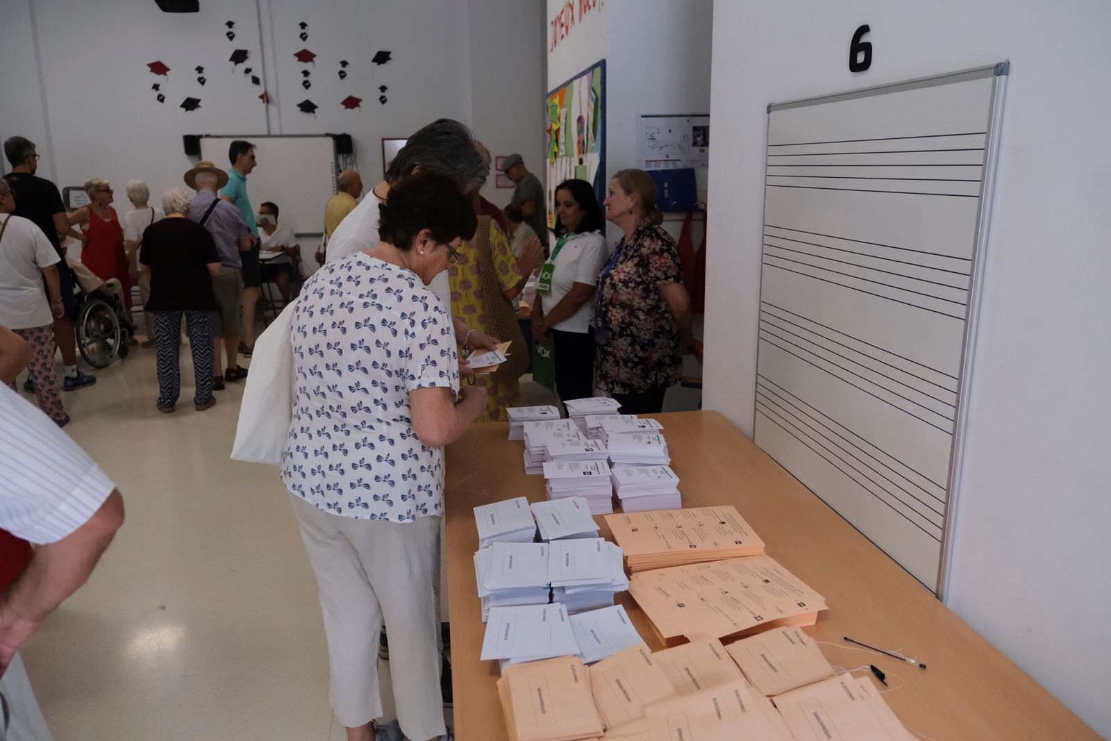 La jornada electoral en Córdoba, en imágenes