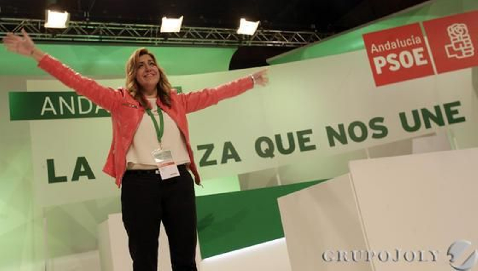 Aplausos a Susana Díaz.

Foto: L. Rivas