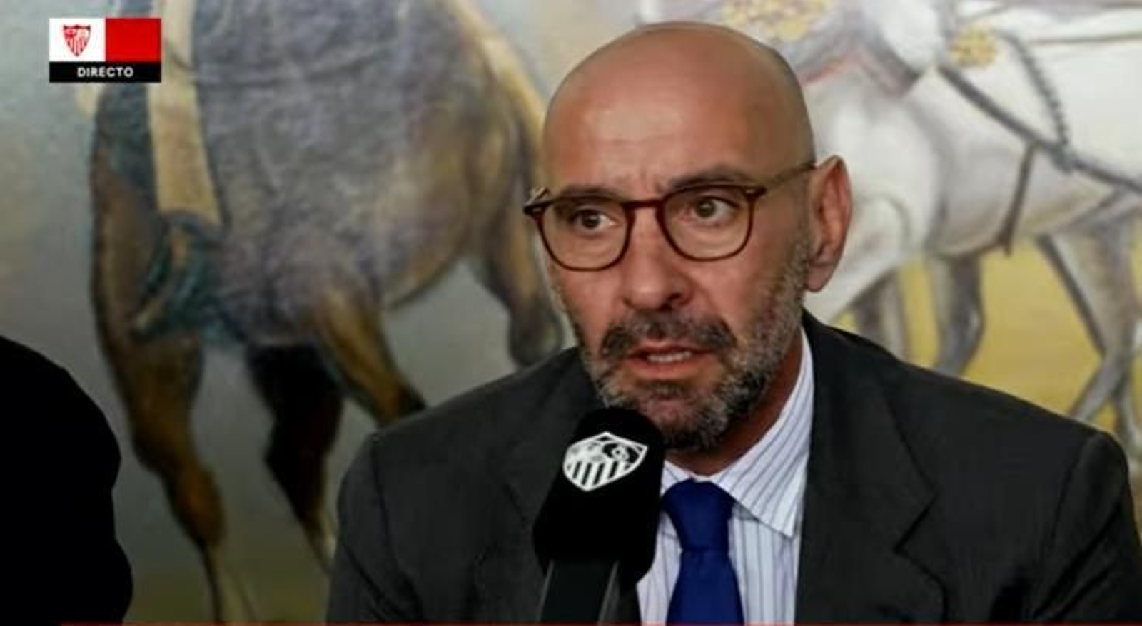 Monchi, en su comparecencia ante los medios del club.