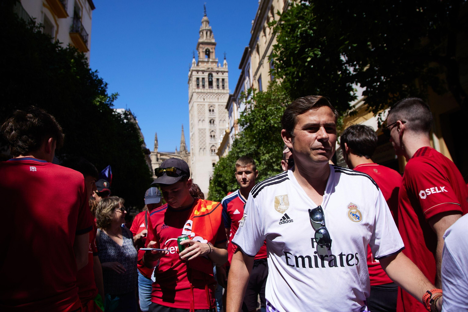 Las fotos de aficionados de Real Madrid y Osasuna el día de la final de Copa en Sevilla