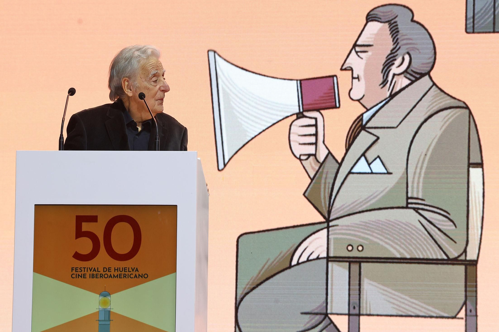 Imágenes de la gala de clausura de la 50 edición del Festival de Huelva Cine Iberoamericano con la entrega del Colón de Oro a la película 'Retrato de um certo oriente' y el Premio Ciudad de Huelva al actor José Coronado