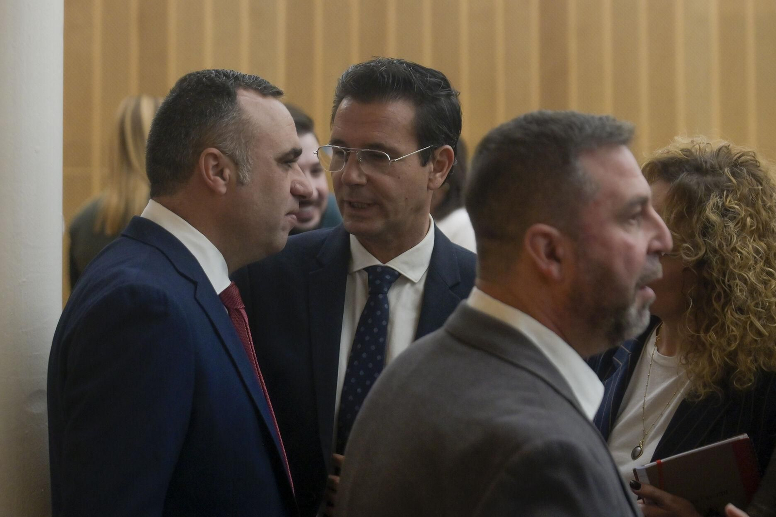 Paco Cuenca y Francis Rodríguez en un pleno de Diputación