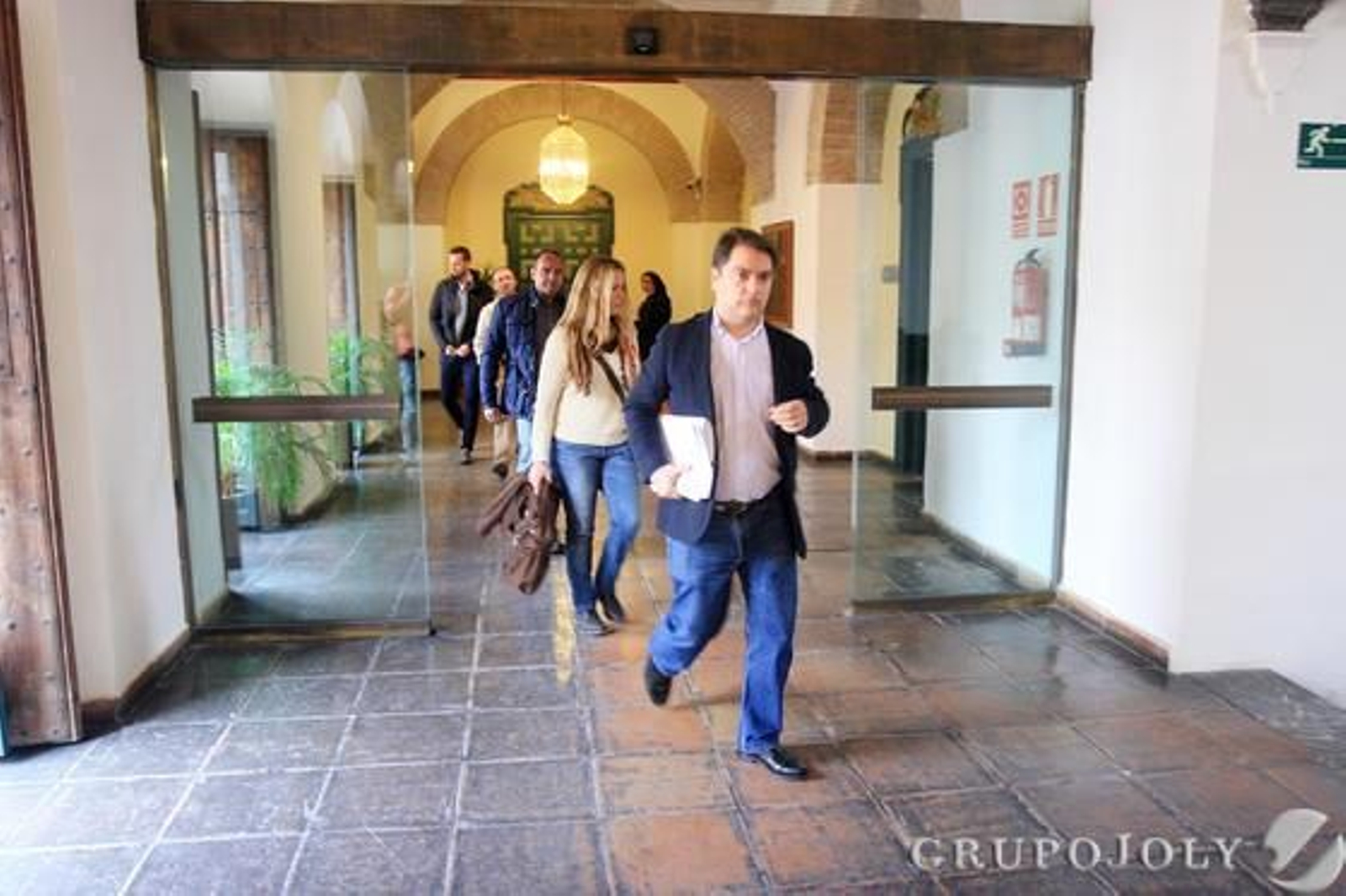 Los agentes también registraron la sede de la Diputación de Córdoba.

Foto: Barrionuevo