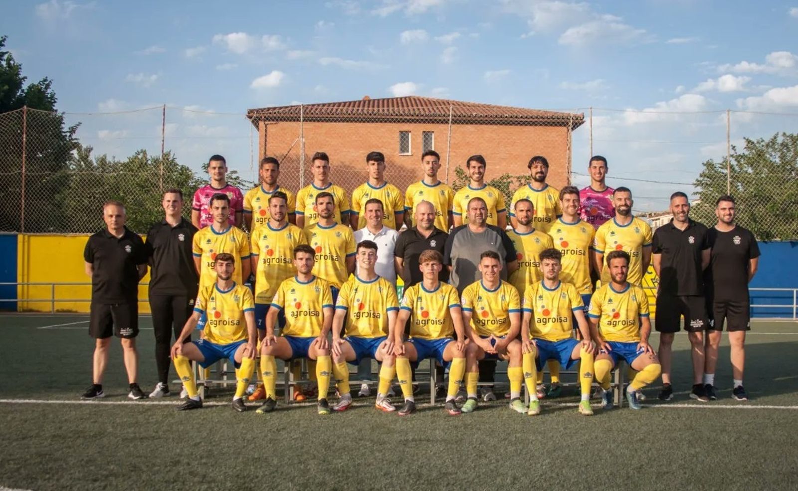 Plantilla de la presente temporada que acaba de concluir del Huétor Tájar.