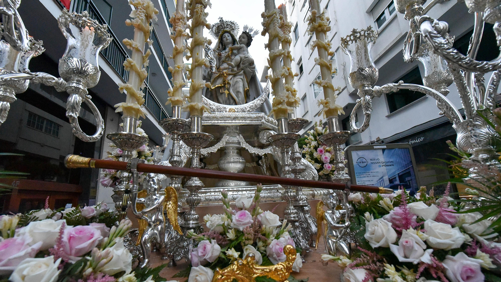 La Magna Mariana de Algeciras por la calle Convento, en imagenes