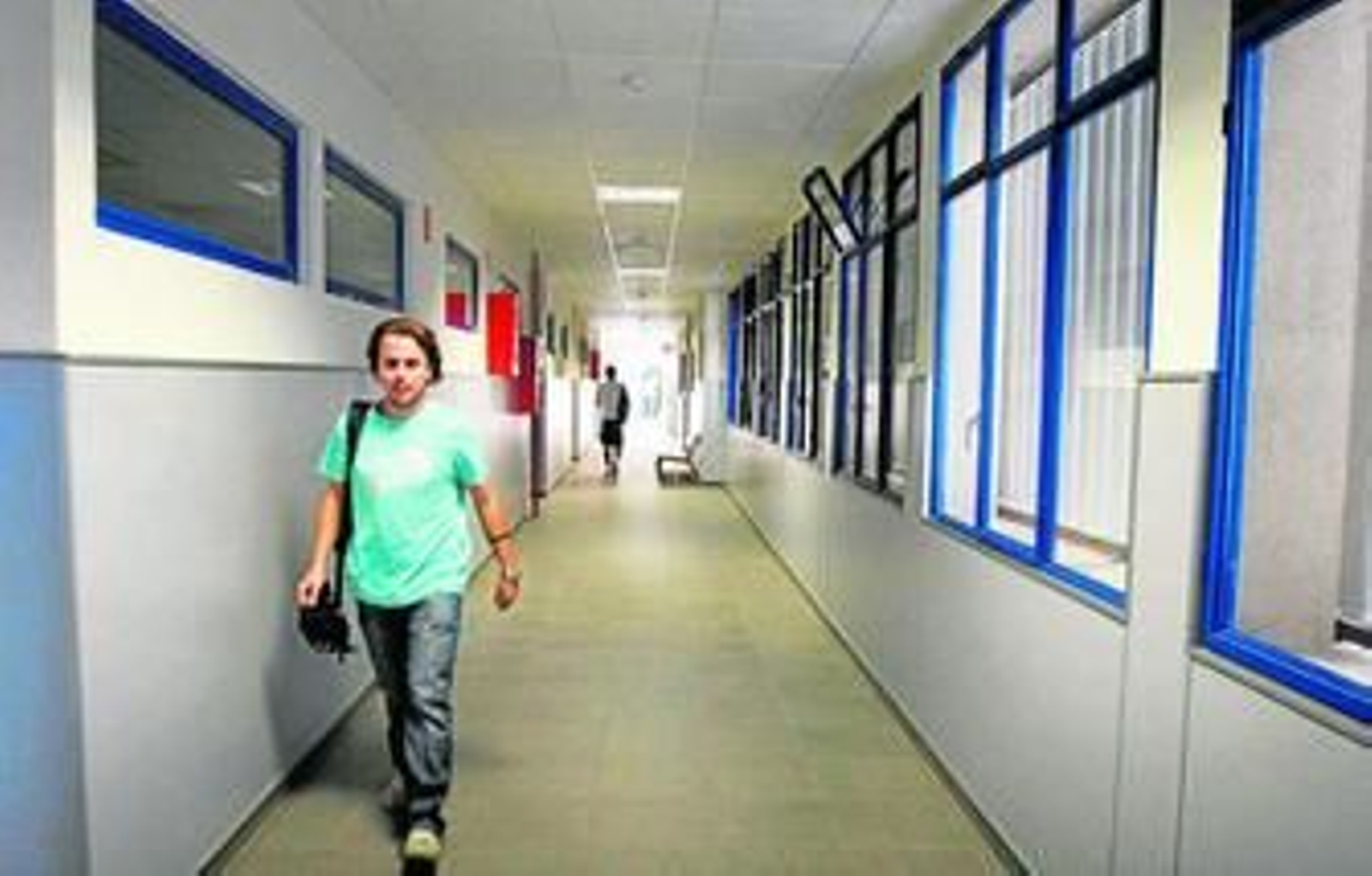 Uno de los pasillos de la Escuela Politécnica Superior.