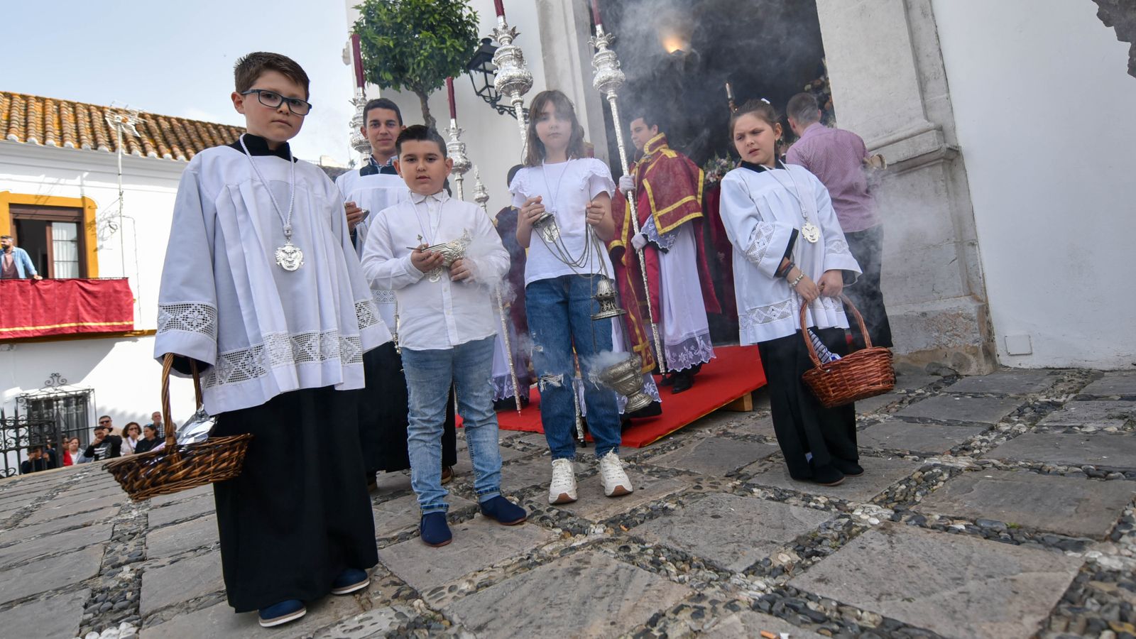 Fotos de la procesión del Resucitado en San Roque