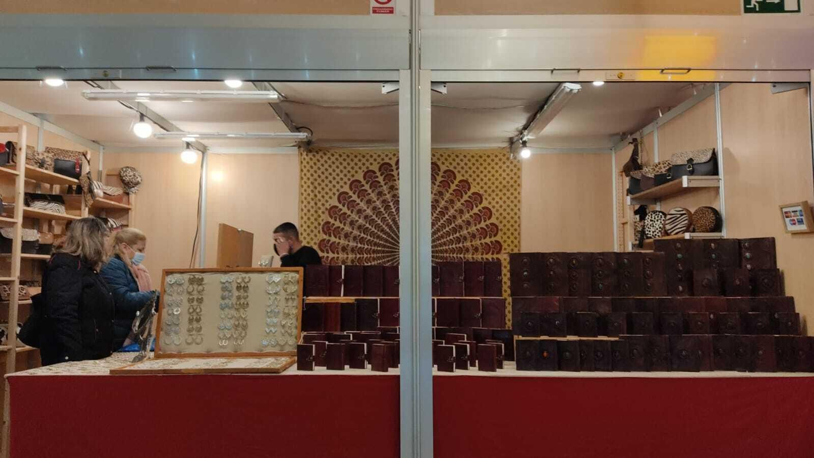 La inauguración de la carpa navideña de la Victoria en Córdoba, en fotografías