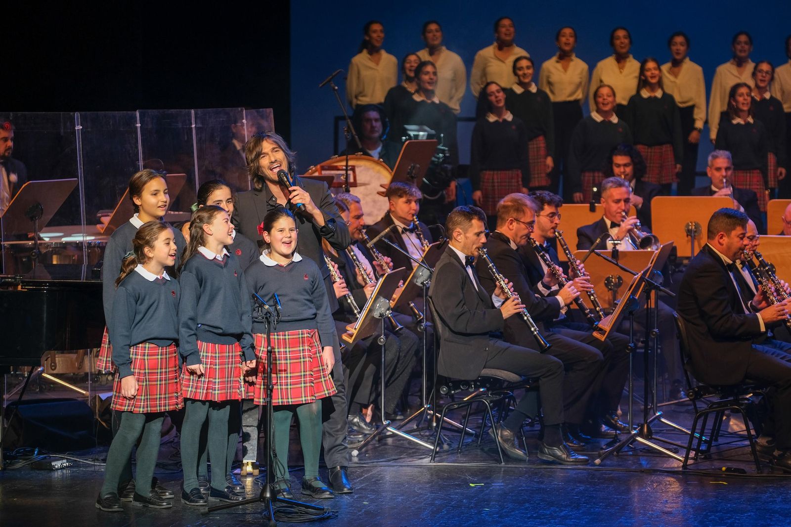 Imágenes del espectáculo Así canta nuestra tierra en Navidad, de la Fundación Cajasol y Alalá