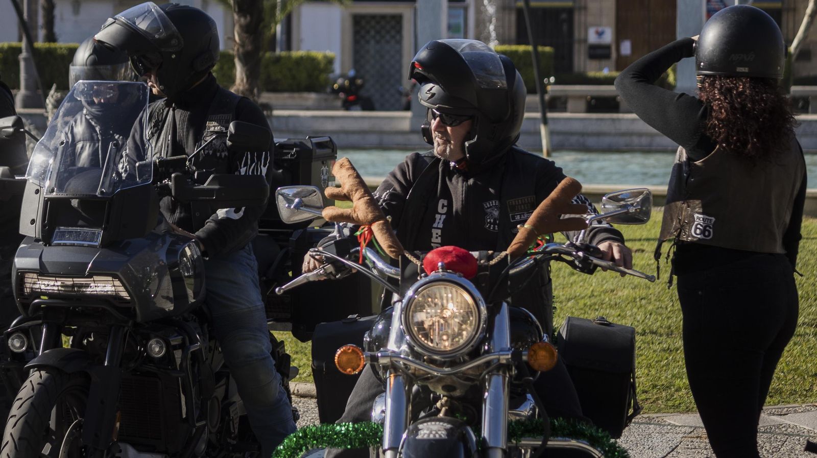 CARAVANA MOTERA NAVIDAD 2024 8.JPG