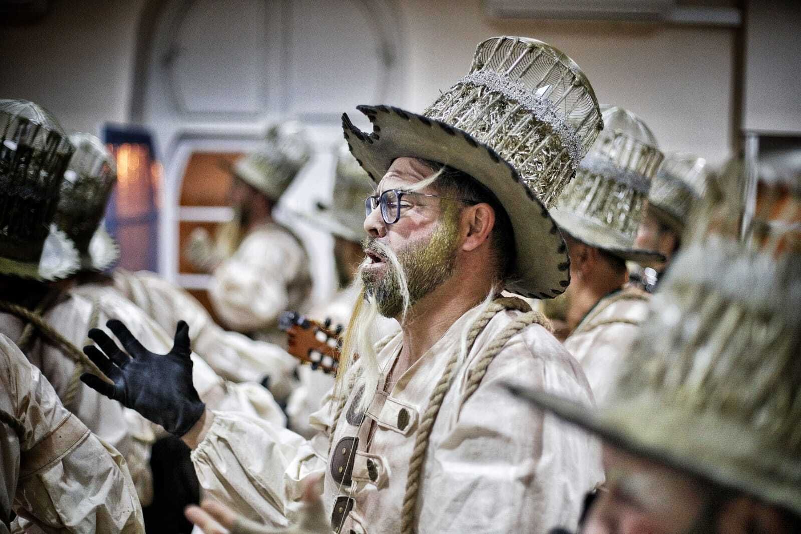 Comparsa 'La jaula de las locas'