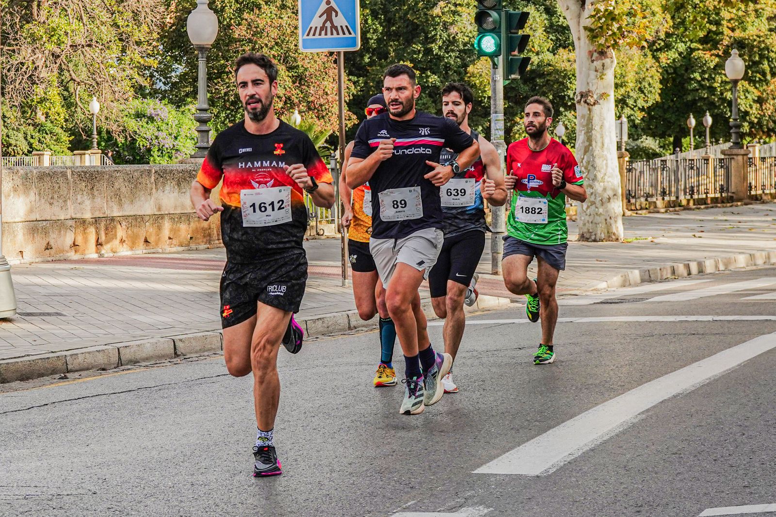 Las imágenes de la Carrera de la Cruz Roja en Granada