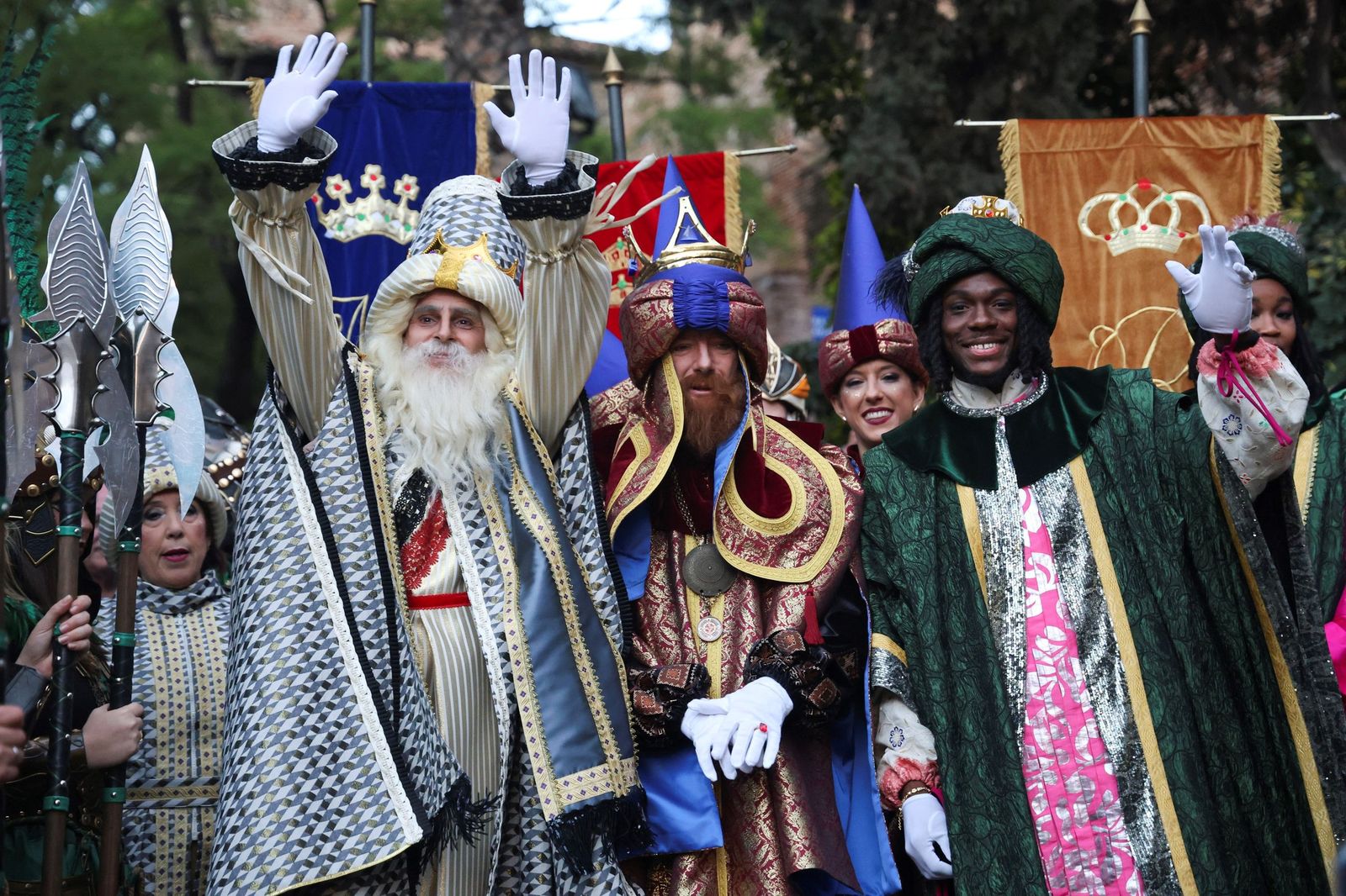 Los Reyes Magos llenan Málaga de ilusión tras la lluvia