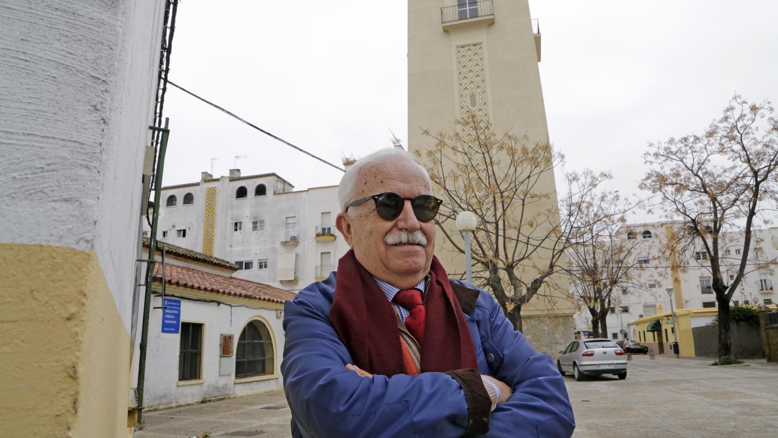 Luis Gonzalo González, en su barrio de La Plata.