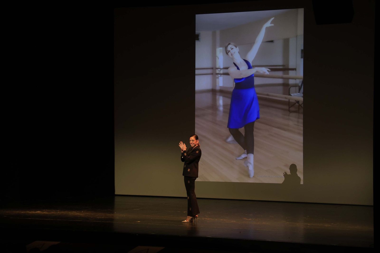 Fotos de la gala por el 45 aniversario del estudio de danza Adagio de Algeciras